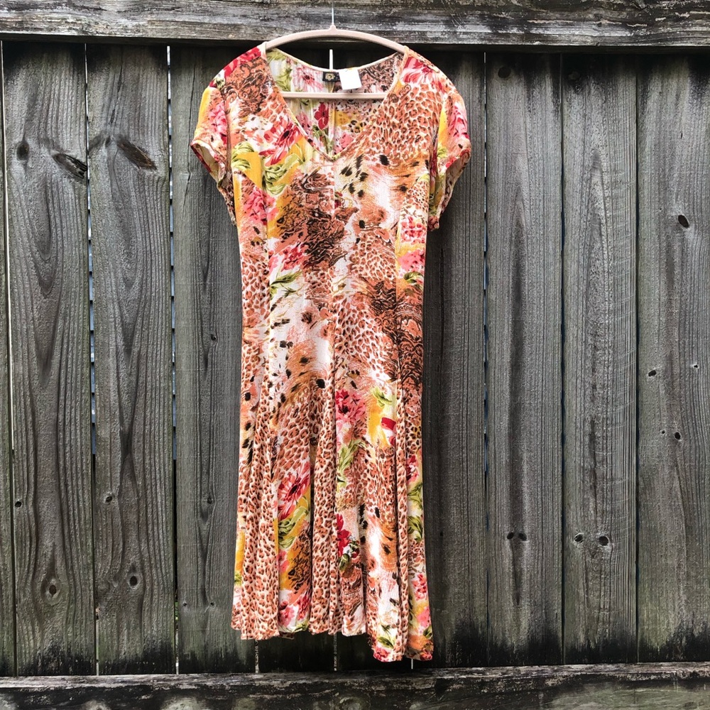 BILA Gauzy Mixed Print Cap Sleeve Dress Size S Animal & Floral Prints Tie Back